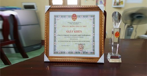 Bằng khen về những thành tích mà công ty đã đạt được
